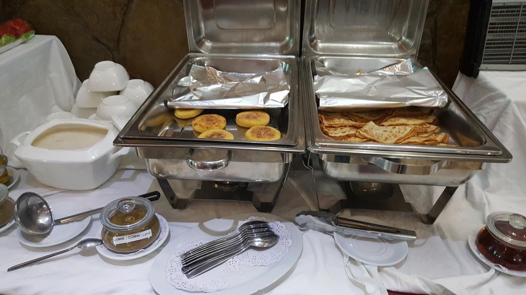 Hotel Rania Belmadina Casablanca